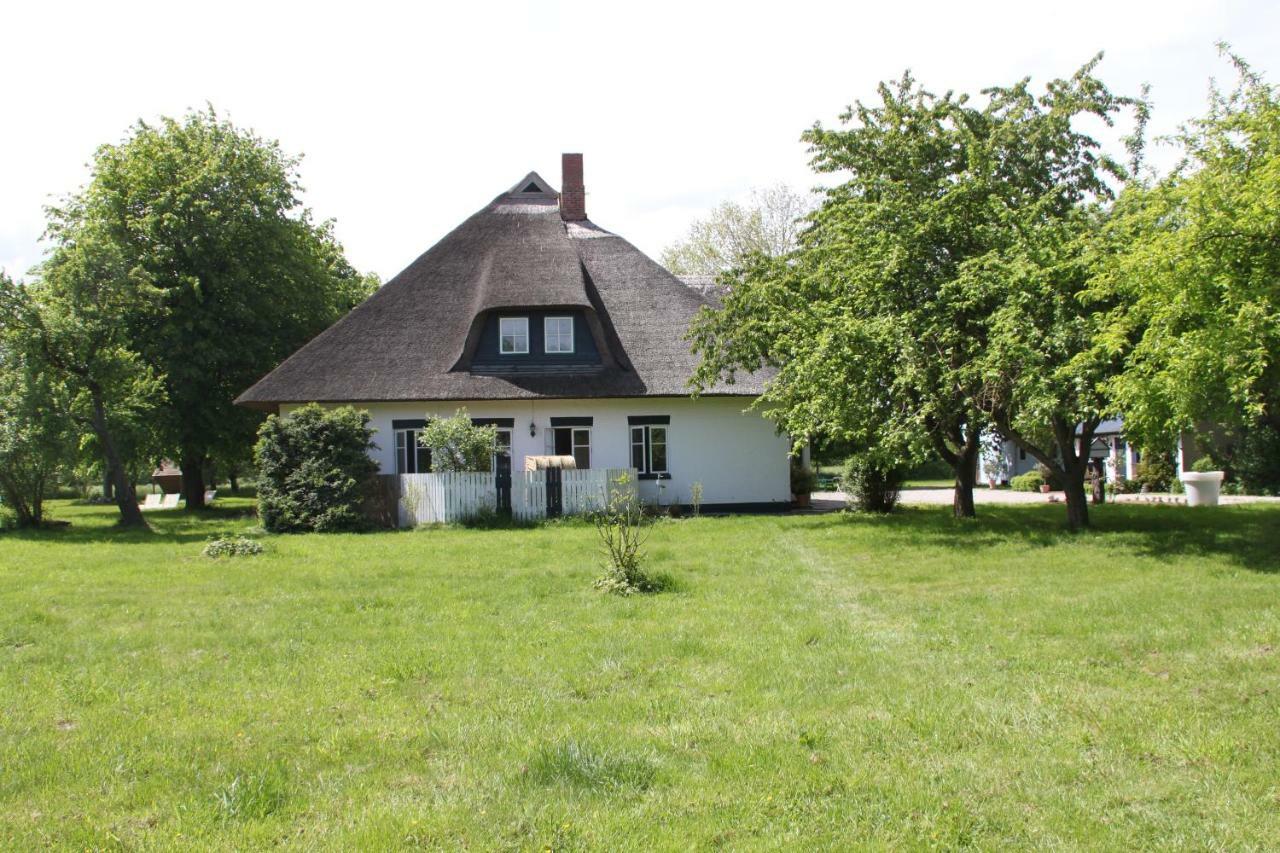 Landhotel Teichwiesenhof Oldenburg in Holstein Esterno foto